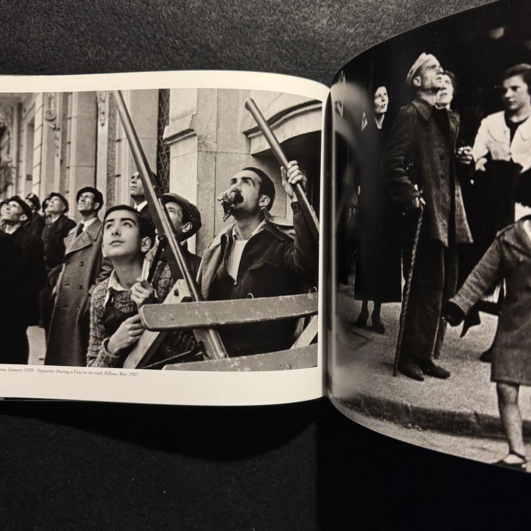 ロバート キャパ Robert Capa: Photographs 初版