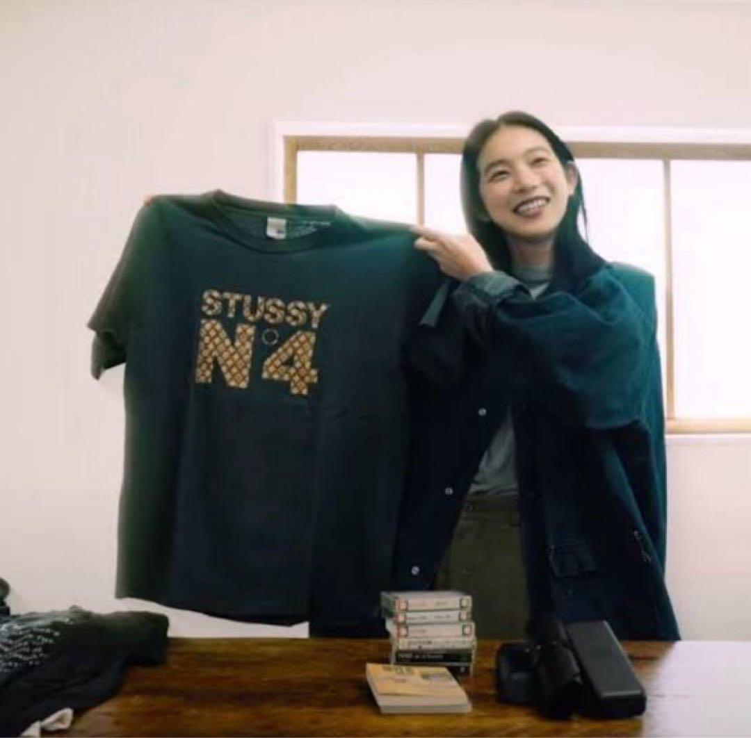 日曜日まで限定値下げ！在原みゆ紀着 OLD STUSSY モノグラム Tシャツ