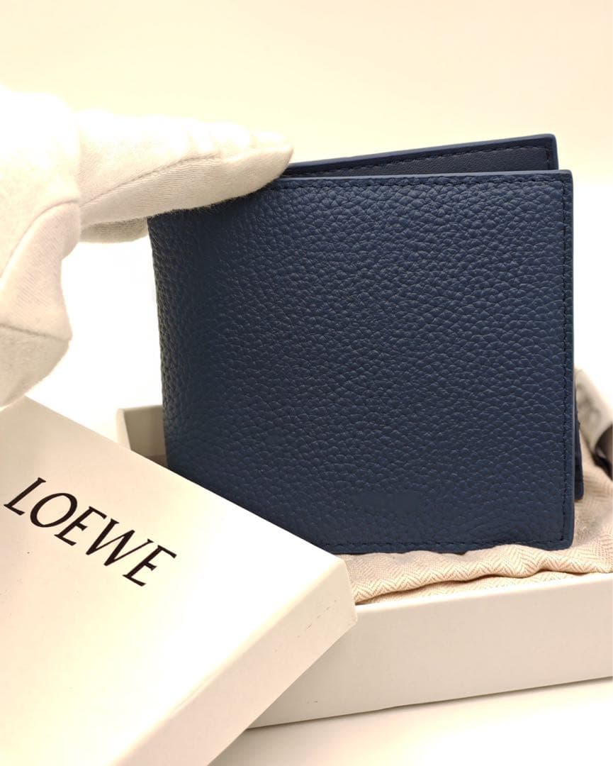 ゴロー 【美品】LOEWE ロエベ アナグラム レザー 二つ折り財布