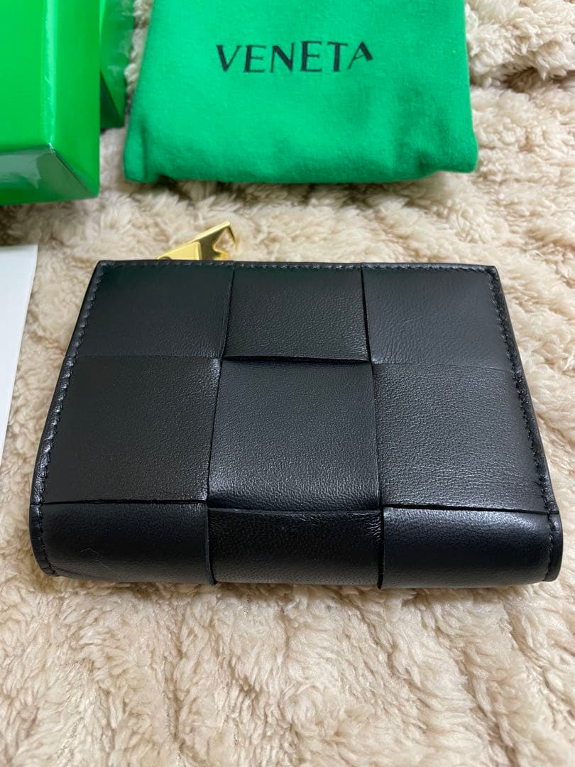 BOTTEGA VENETA 折り財布 ブラック　新品　未使用　ボッテガ　黒