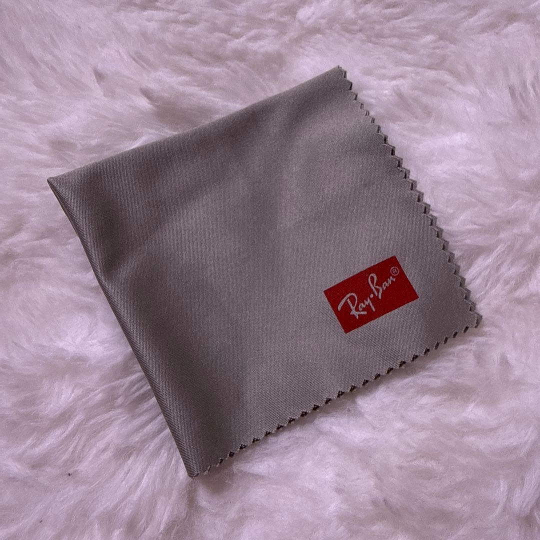 Ray-Ban グレー キャットアイ サングラス