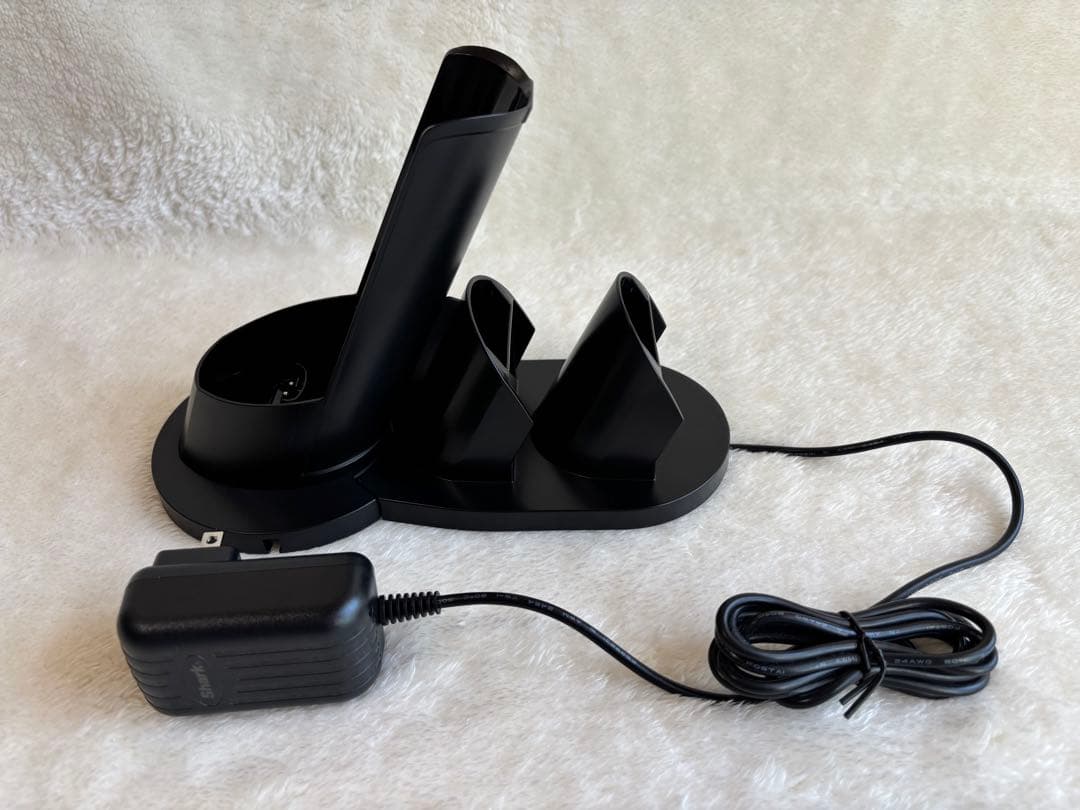 【美品】Shark EVOPOWER EX ハンディクリーナー WV321JWH