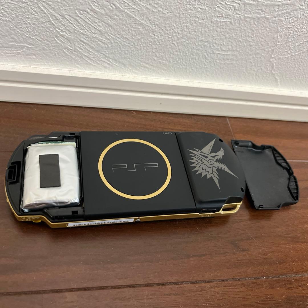 （ジャンク品）　PSP-3000ハンターズモデル、PSP-3000ブルー
