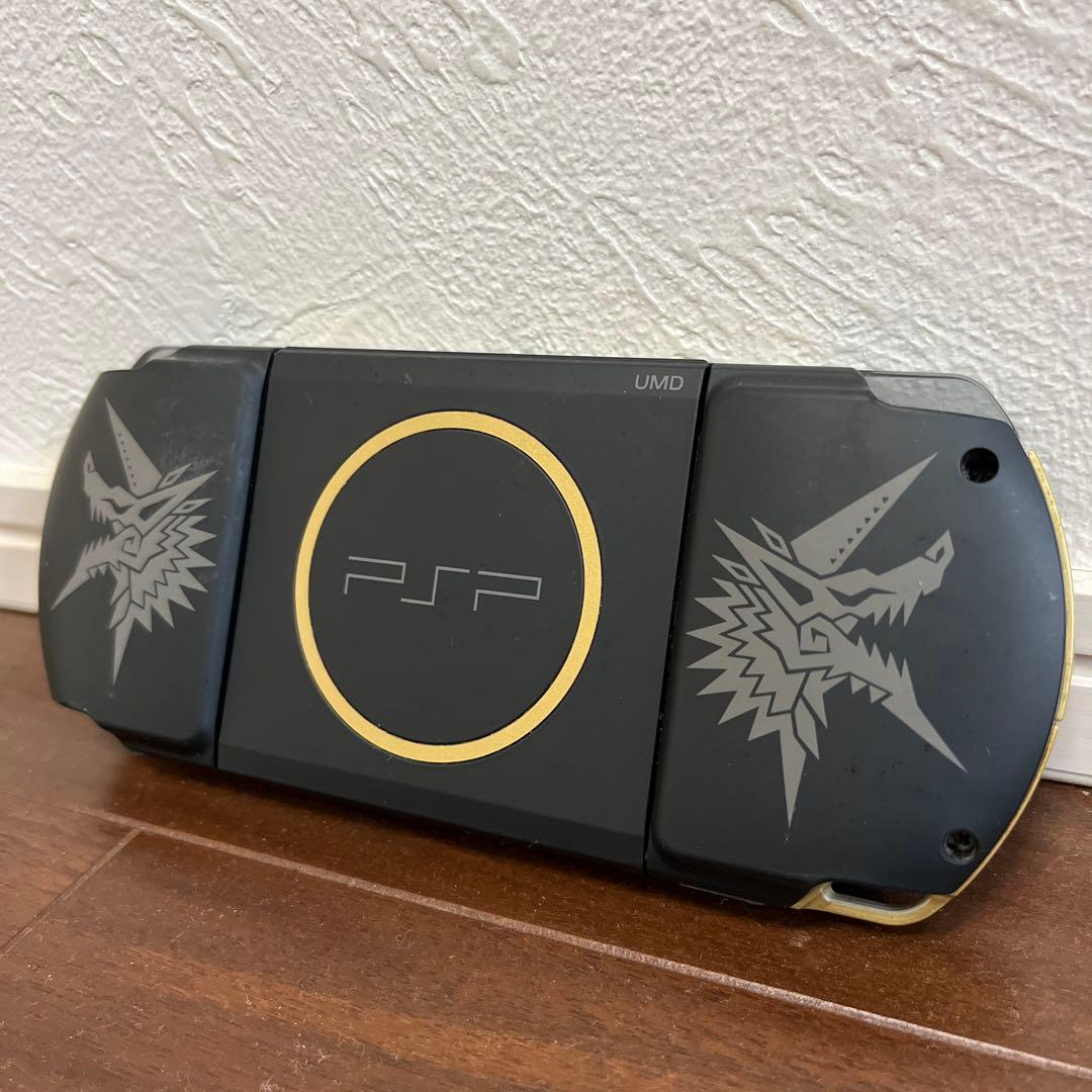 （ジャンク品）　PSP-3000ハンターズモデル、PSP-3000ブルー