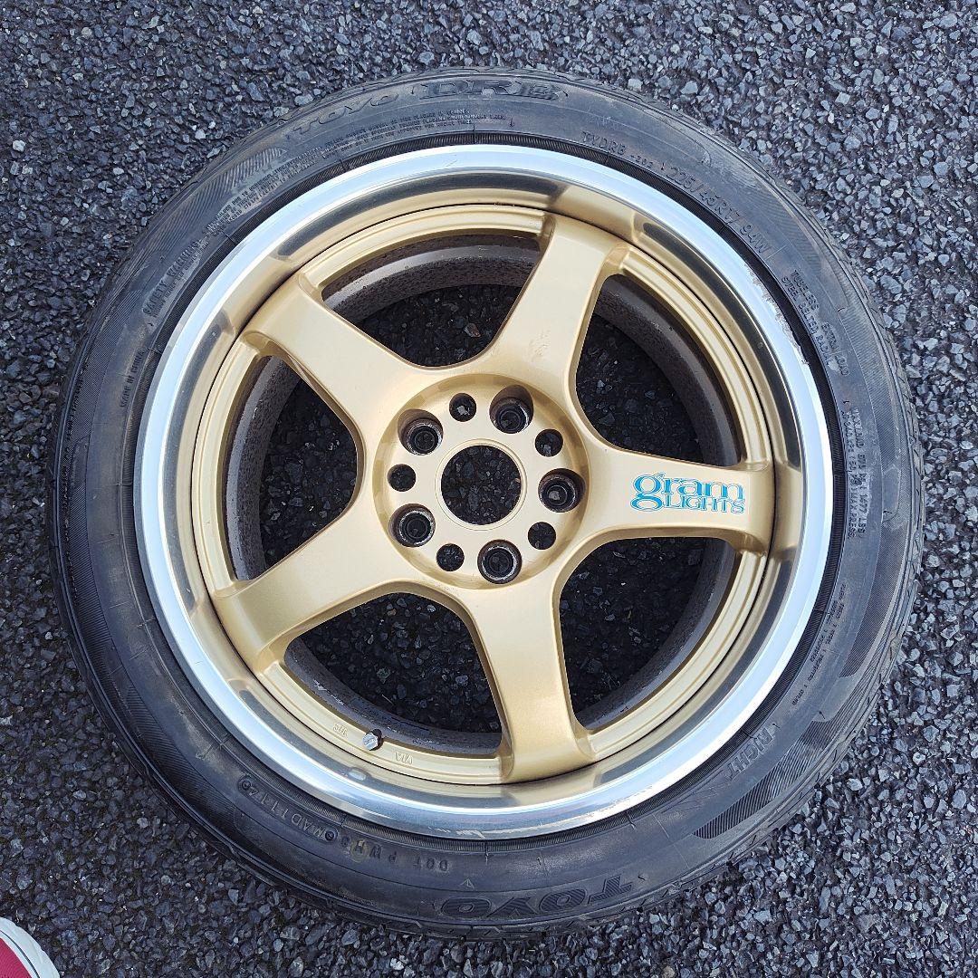 ホイールRAYS Gramlights 17 8.0×2 9.0×2