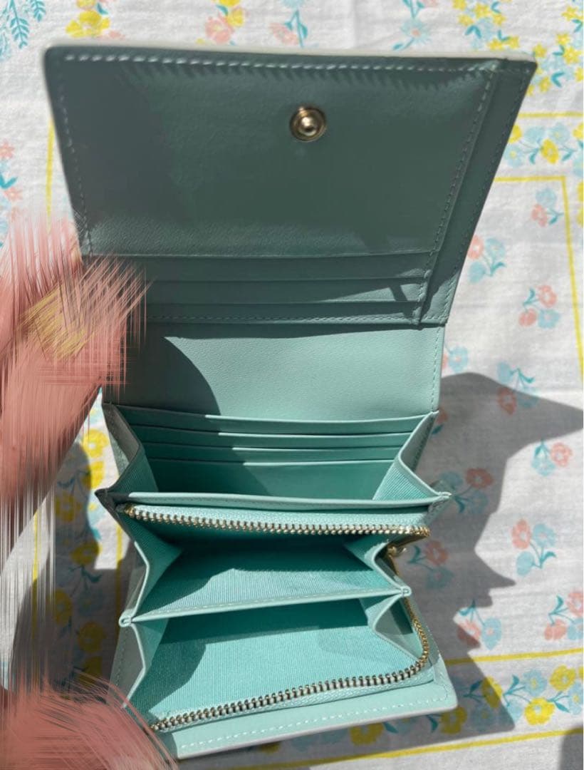 ほぼ新品　agnès b. 二つ折り財布