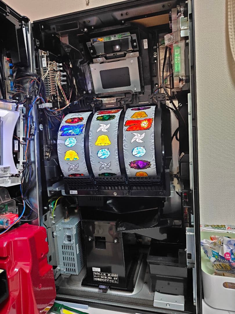 最終値下げ！！　パチスロS 甲鉄城のカバネリ実機送料込み！