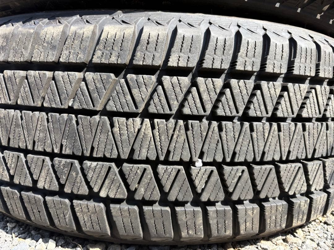 Bridgestone DM-V3 スタッドレスタイヤ 4本　225/55R19