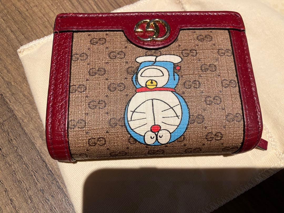 Gucci ドラえもん 二つ折り財布