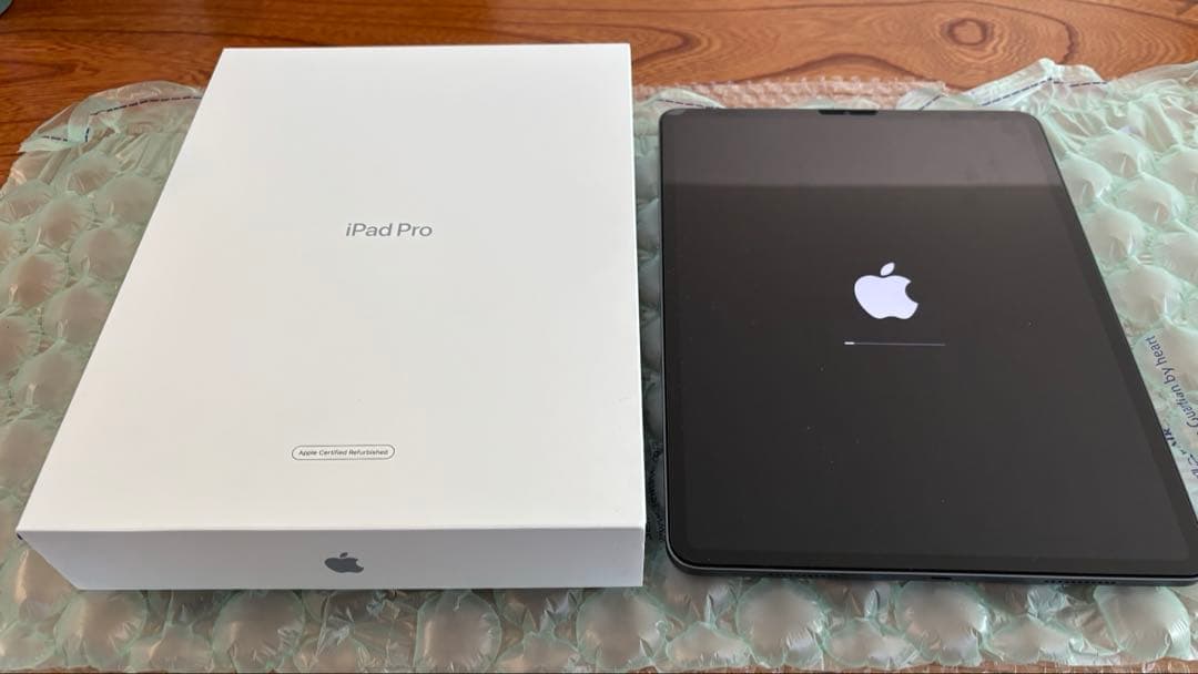 美品／iPad pro 12.9インチ・第五世代・256G・Wi-Fiモデル