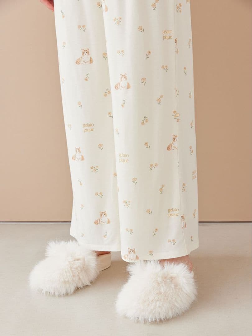 エアリーモコキャットジャガードプルオーバー キャット柄ロングパンツセット