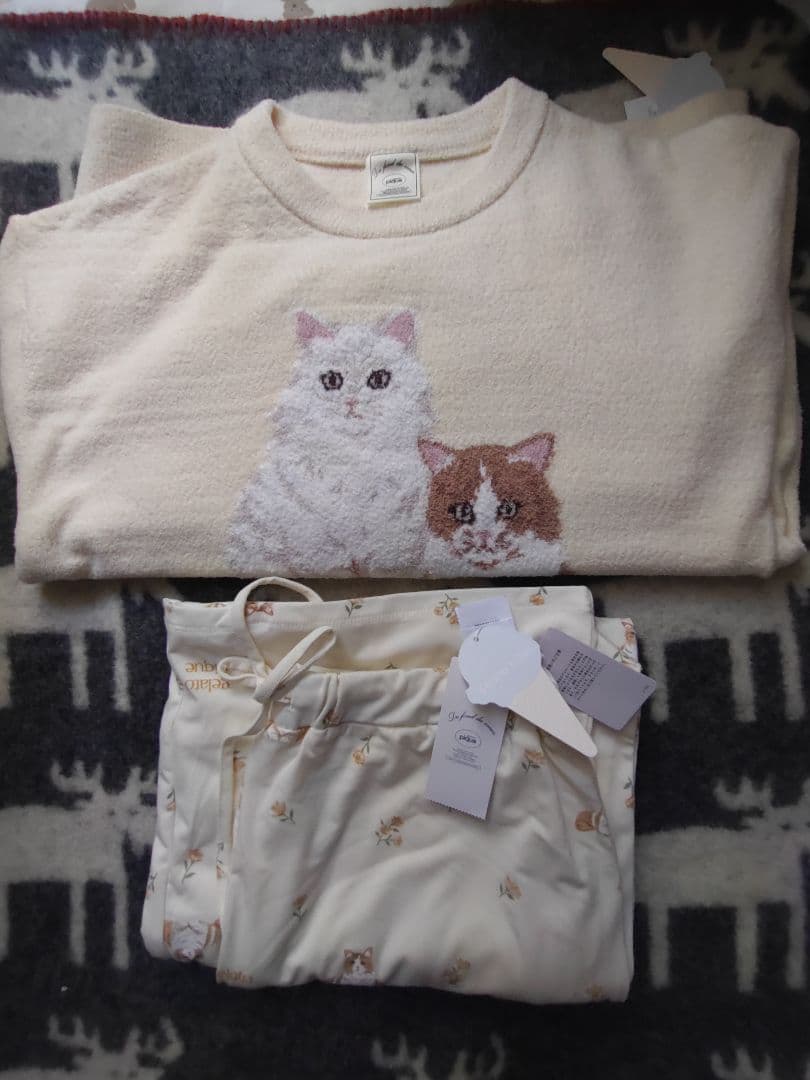 エアリーモコキャットジャガードプルオーバー キャット柄ロングパンツセット