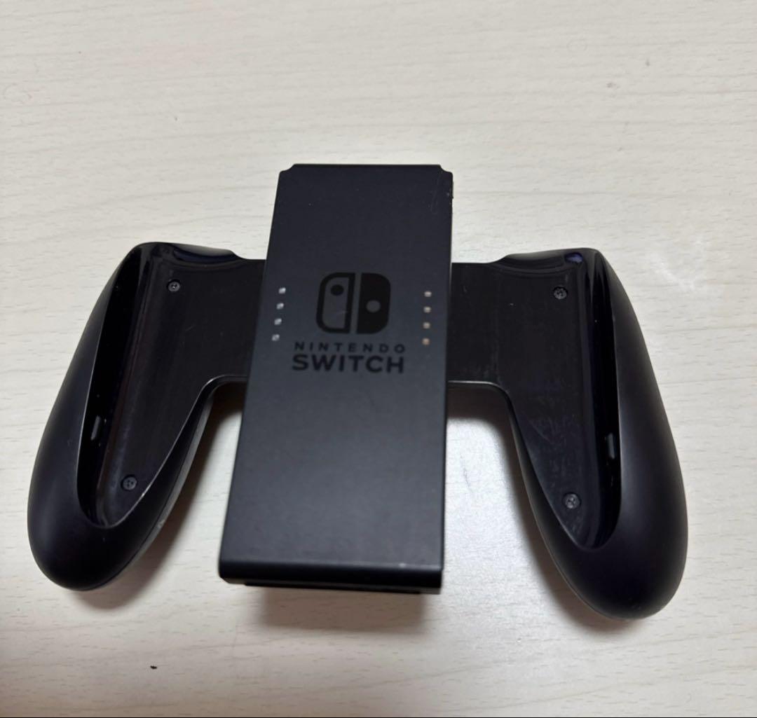 Nintendo Switch 本体 ホワイト/ブラック