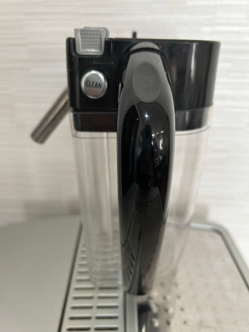 DeLonghi デロンギ 全自動エクスプレッソマシン ESAM1500DK