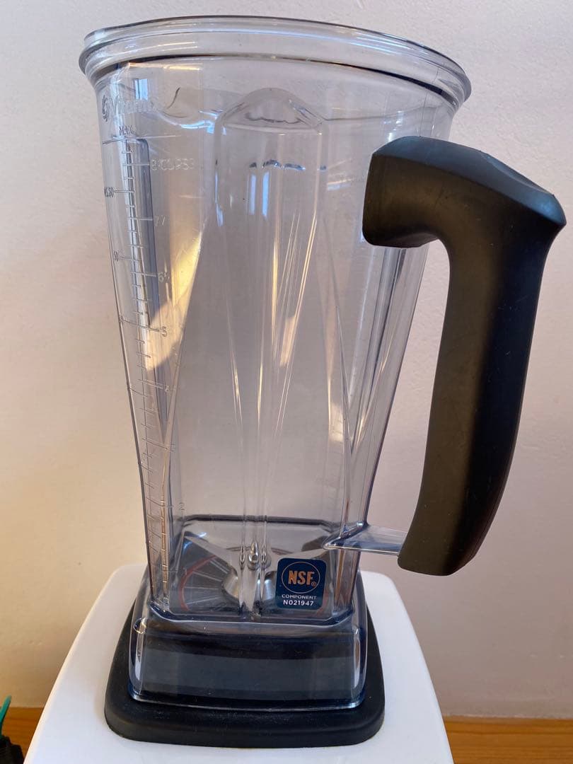 Vitamix VM0111 高性能ブレンダー