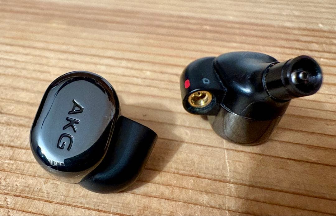 AKG N5005 ハイレゾ イヤホン 予備ケーブル付き