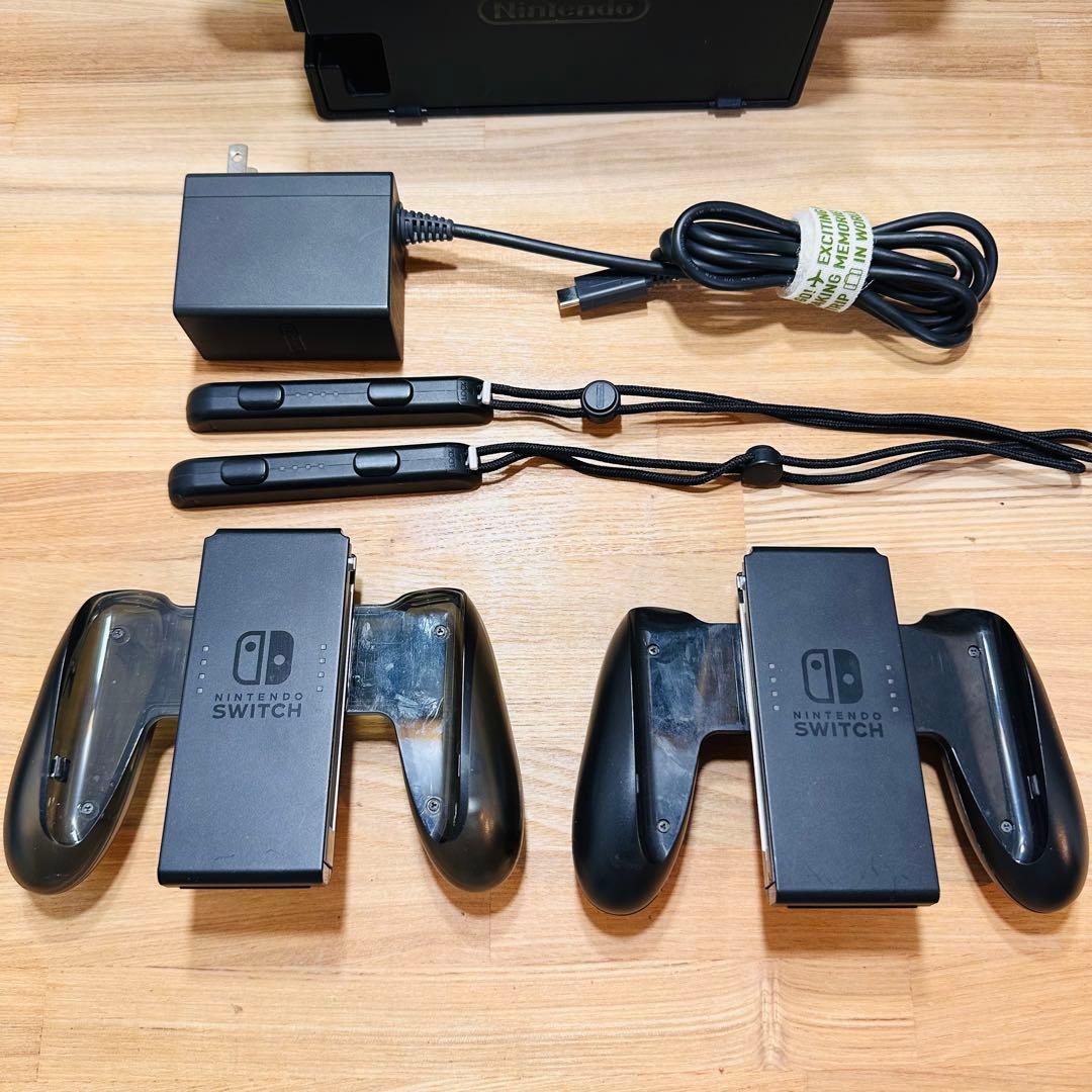 Nintendo Switch 本体ネオンイエロー　スヌーピーケース付き