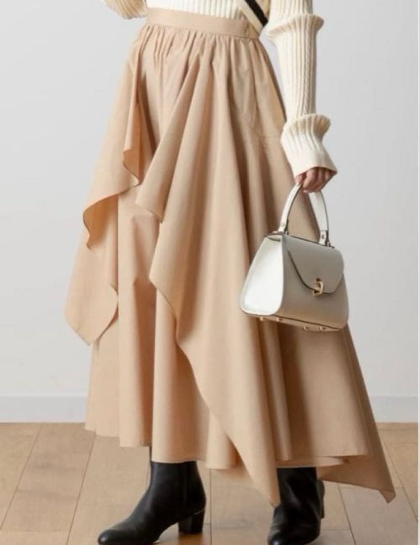 人気✨完売ルルウィルビー　イレギュラーラッフルスカート　24SS✨現行✨美品