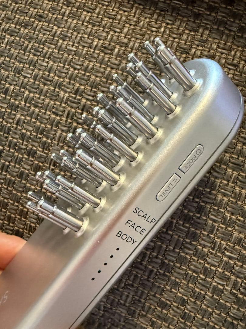 SALONIA サロニア EMS 電気ブラシ 美顔器 電動頭皮ブラシ