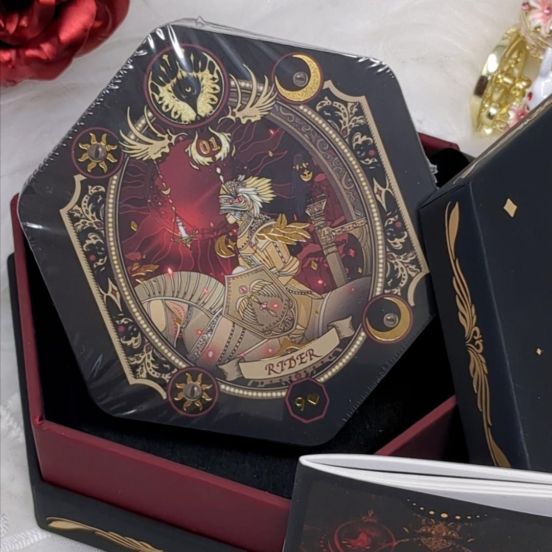 【正規品ルノルマンカード】2000個限定制作✨珍しい六角形型✨漆黒の鴉のカード