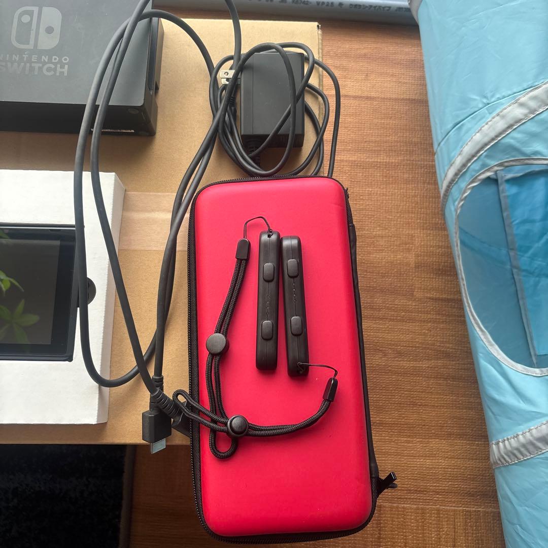 Nintendo Switch 本体 赤・紫 Joy-Con