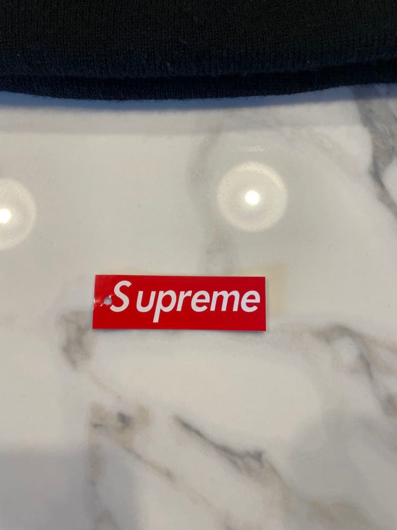 supremeニット帽ステッカー袋付き