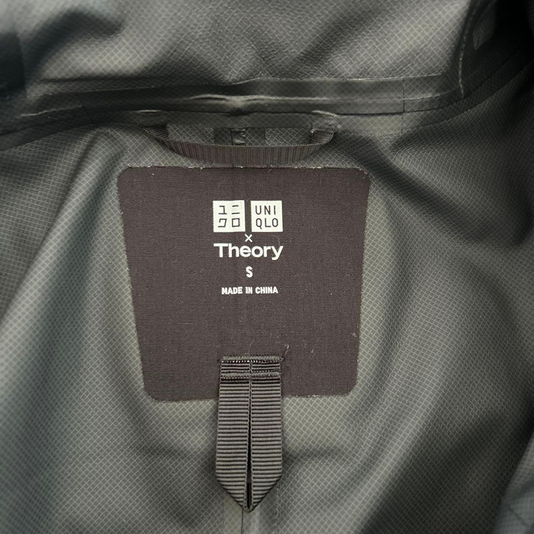 UNIQLO × theoryコラボ　ブロックテックコートブラック(S)