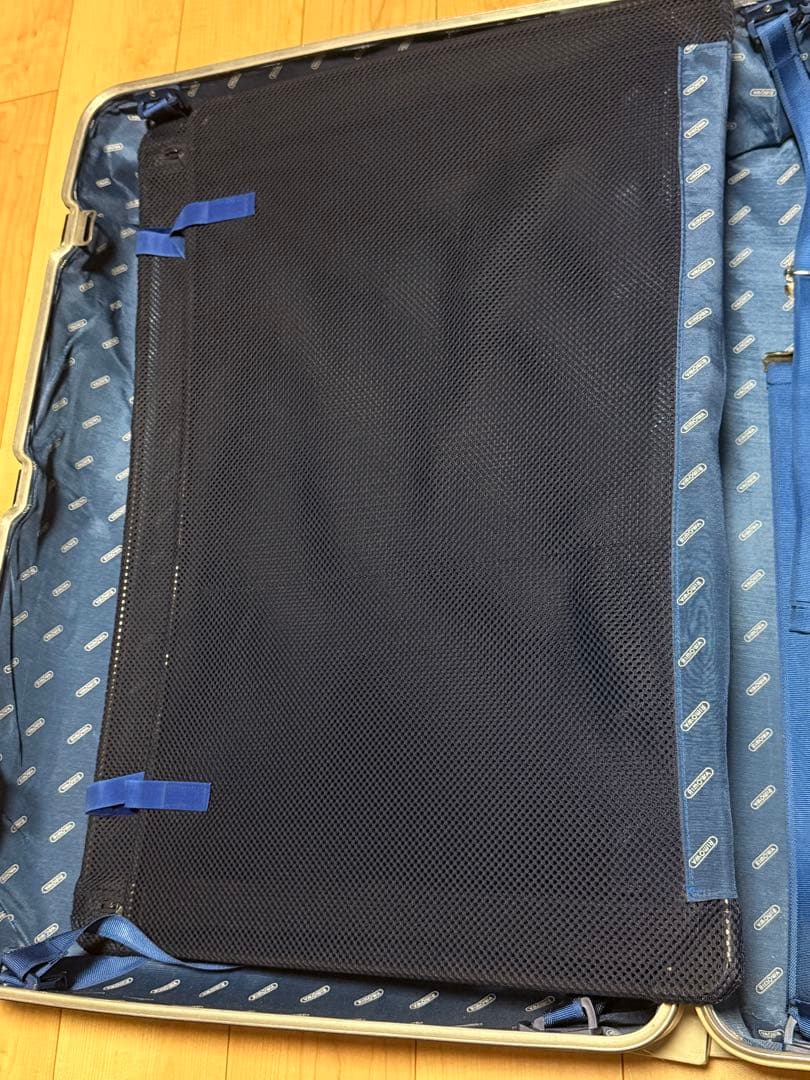 ■RIMOWA■リモワ■トパーズ■シルバーインテグラル82L 4輪　スーツケース