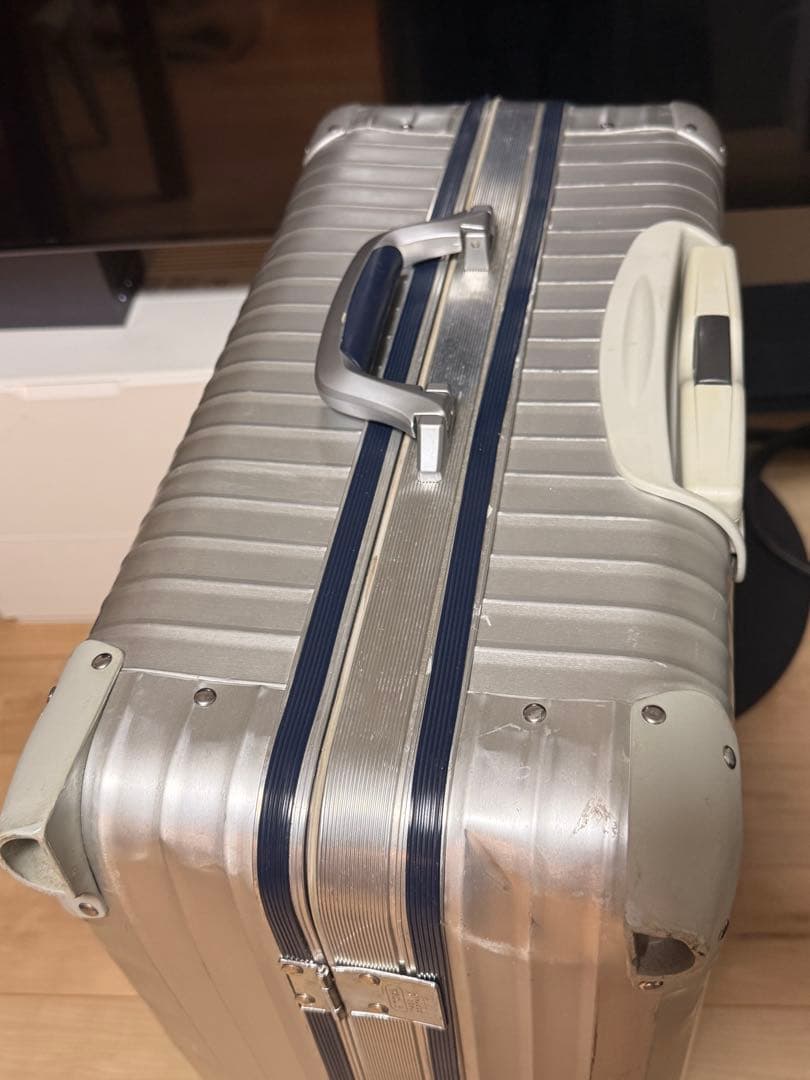 ■RIMOWA■リモワ■トパーズ■シルバーインテグラル82L 4輪　スーツケース