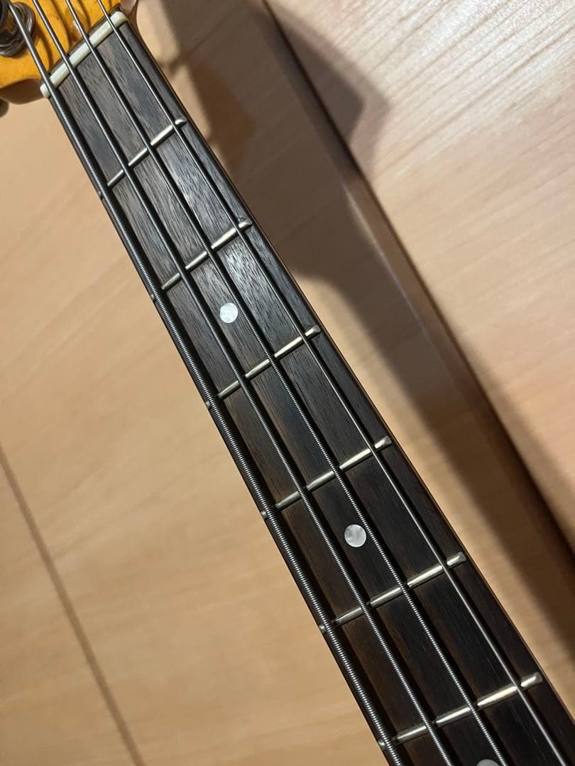 ベース Squier by Fender Mustang Bass