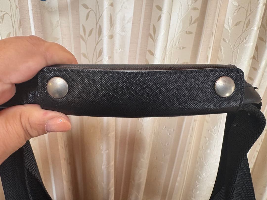 【Mii】PRADA ブラック ボストンバッグ