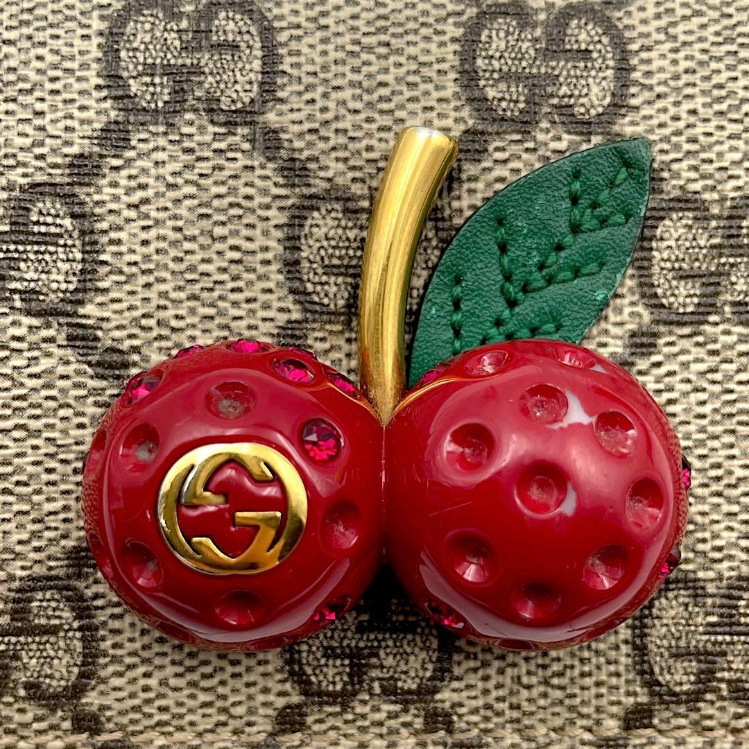 GUCCI グッチ　折り財布　ミニ　GG柄 さくらんぼ PVC GG総柄