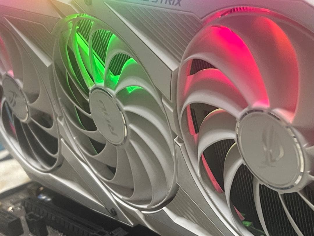 グラフィックボード・グラボ・ビデオカード ROG Strix GeForce RTX 3070