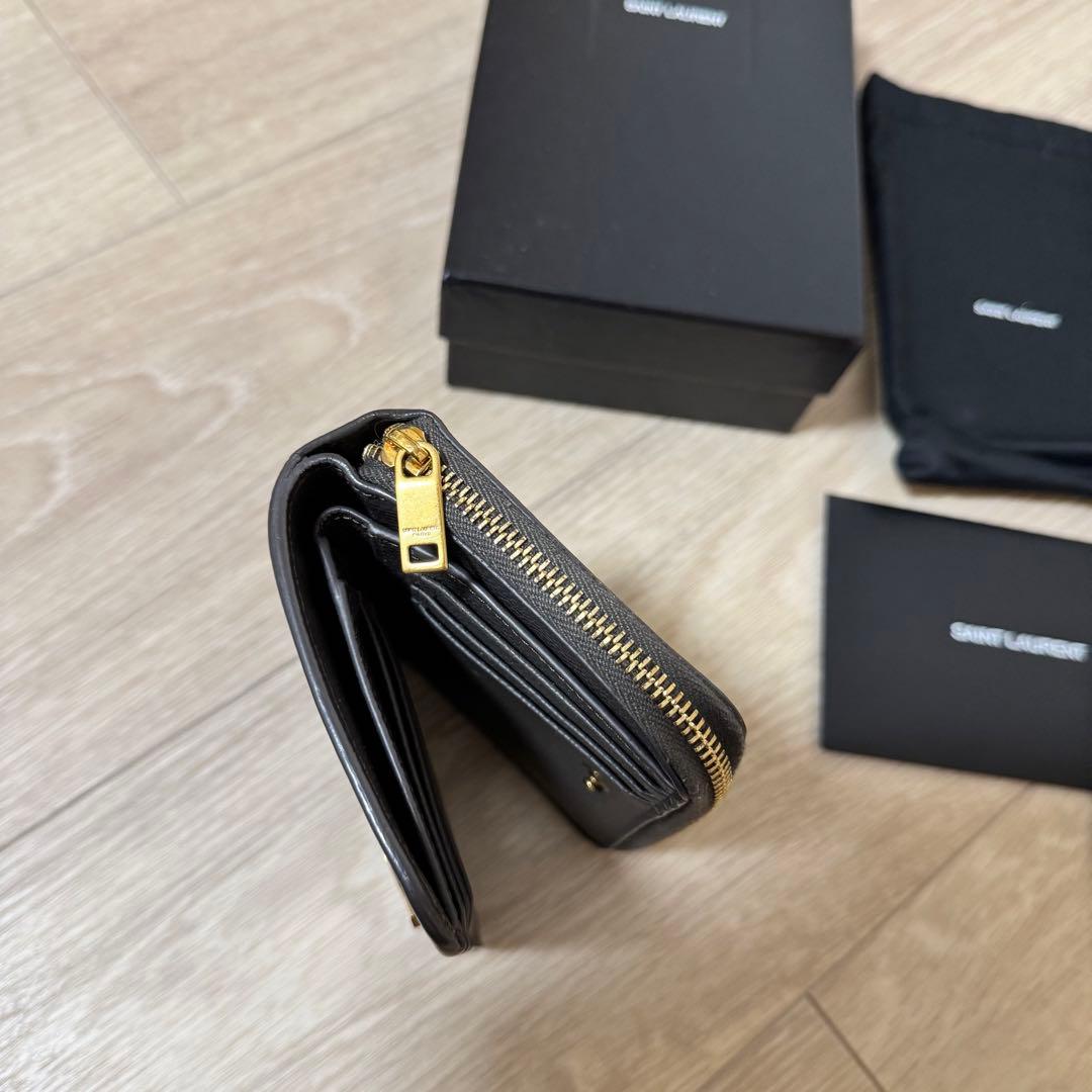 美品　サンローラン　財布　二つ折り　SAINT LAURENT レディース