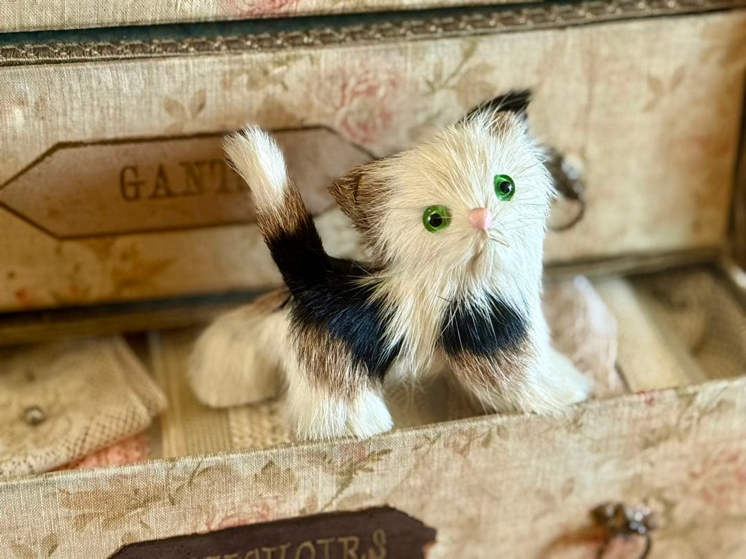 アンティーク　ねこ　猫ちゃん　ドール