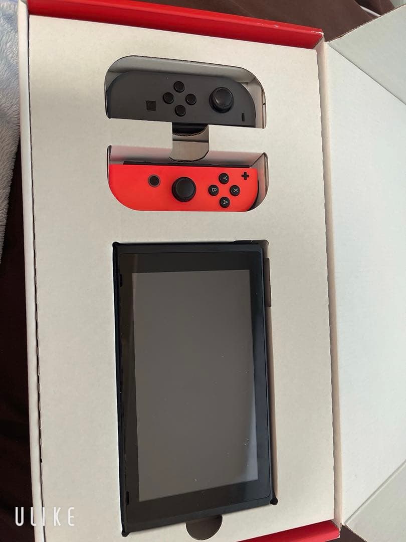 Nintendo Switch ストア限定カラー 赤黒