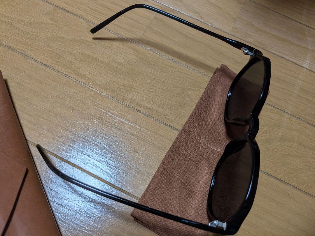 TOMAS MAIER TM0041S col.001 black サングラス