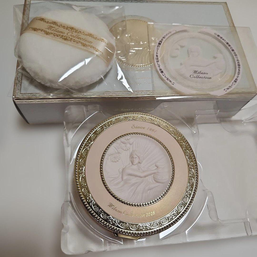 Milano Collection フェイスアップパウダー2026　(24g）