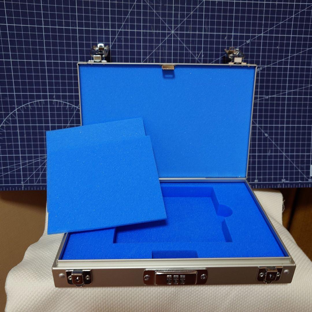 アルミケース