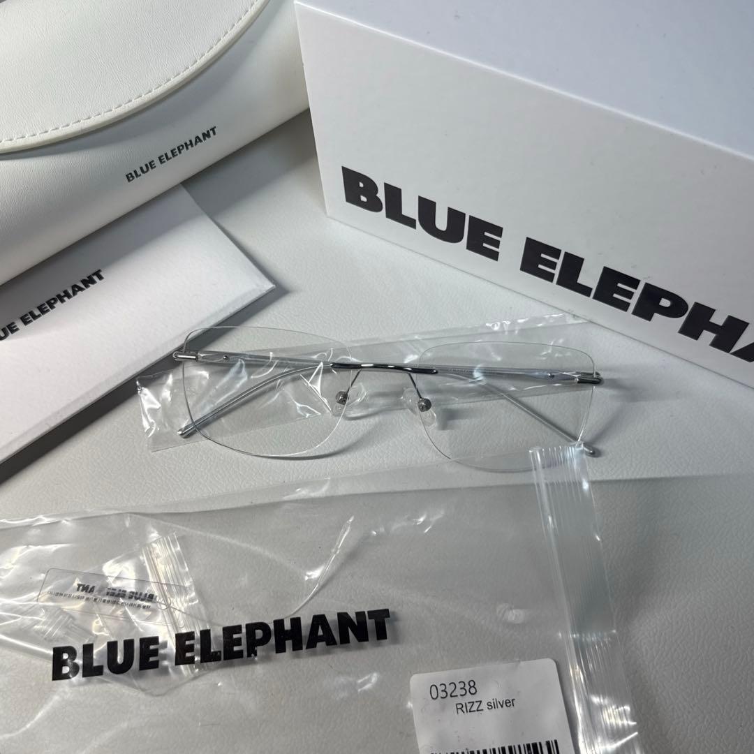 小物 BLUE ELEPHANT RIZZ silver