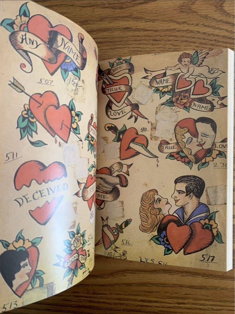1000 TATTOOS TRUE LOVE TASCHEN タトゥー 刺青