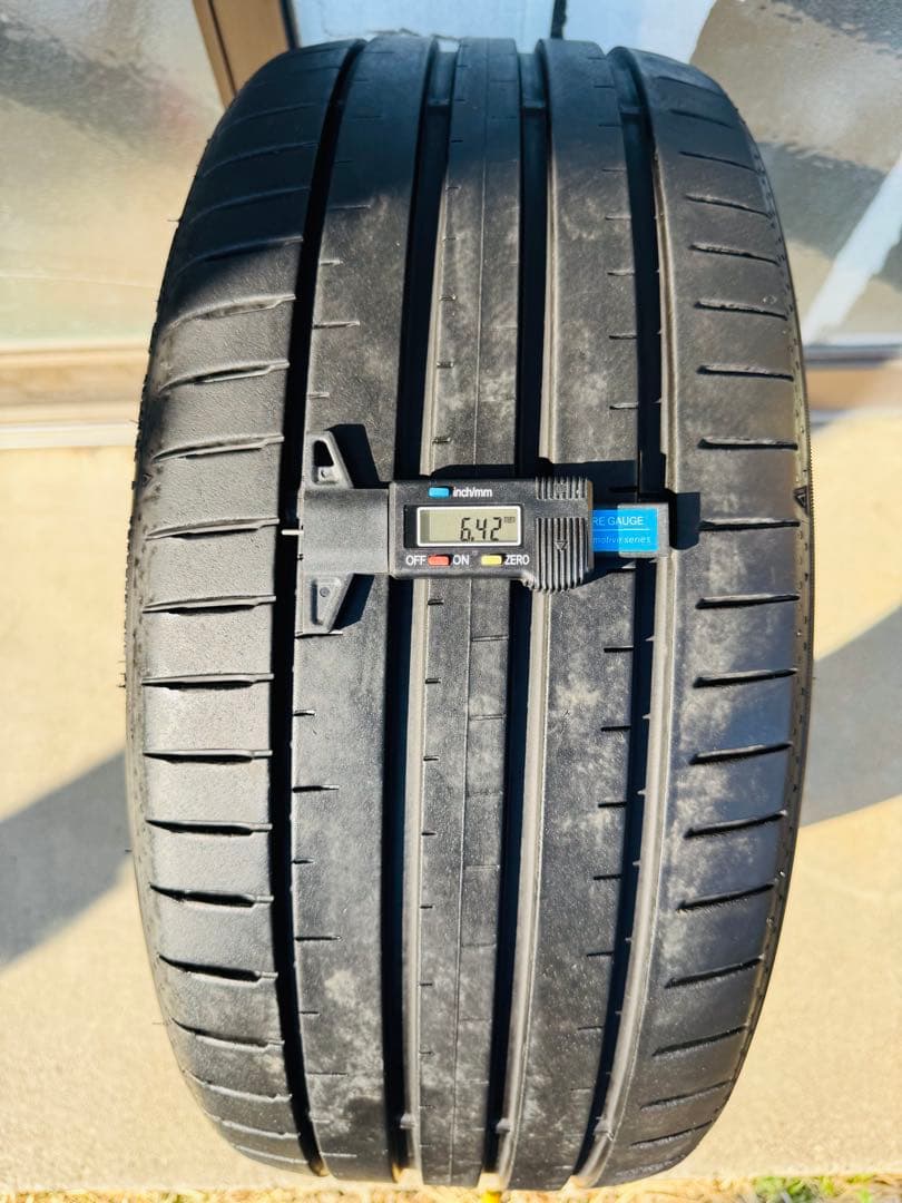ファルケンAZENIS FK520L 225/40ZR18 92Y 2025年製