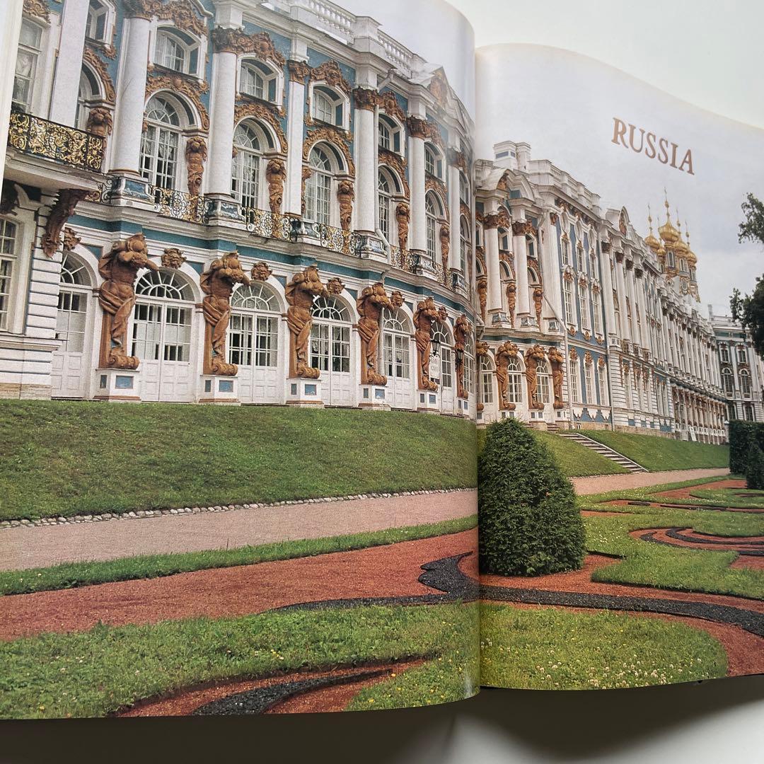 洋書「THE WORLD ′S  FINEST FOOD」世界の料理・大型本