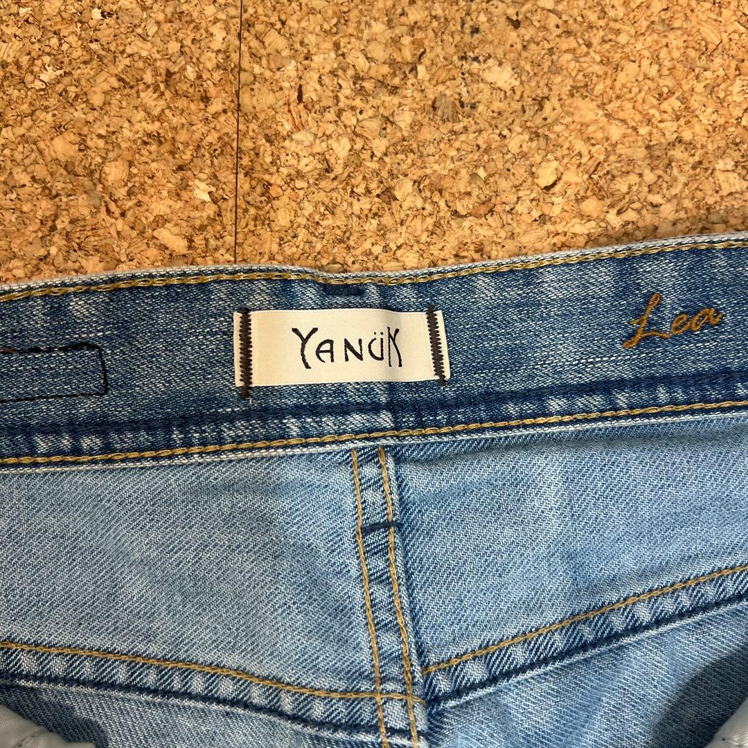 YANUK ストレートデニム サイズ21