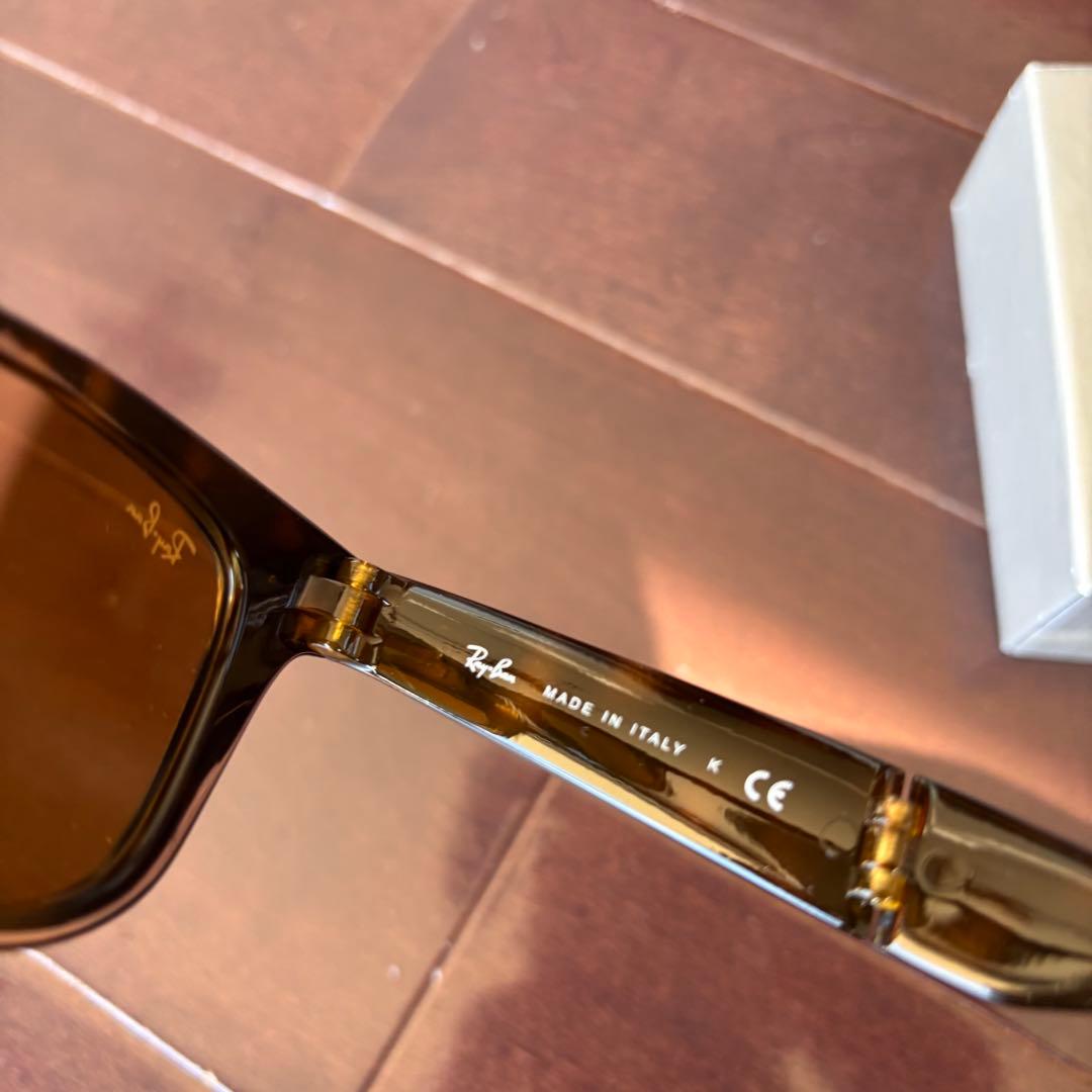 Ray-Ban 折りたたみ式 ブラウン サングラス