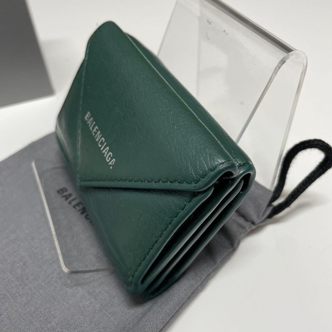 ギ*ス様 BALENCIAGA グリーンレザー 三つ折り財布