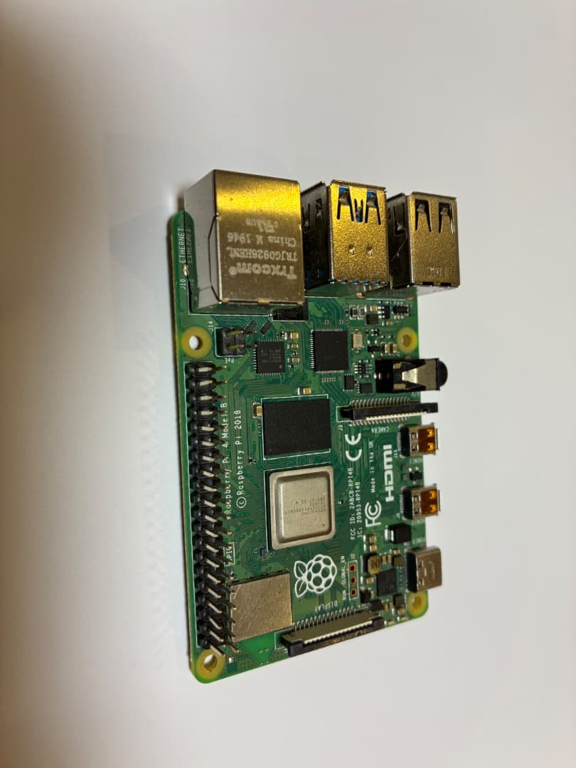 Raspberry Pi 4 メモリ4GB ラズパイ 電子工作 マイコン