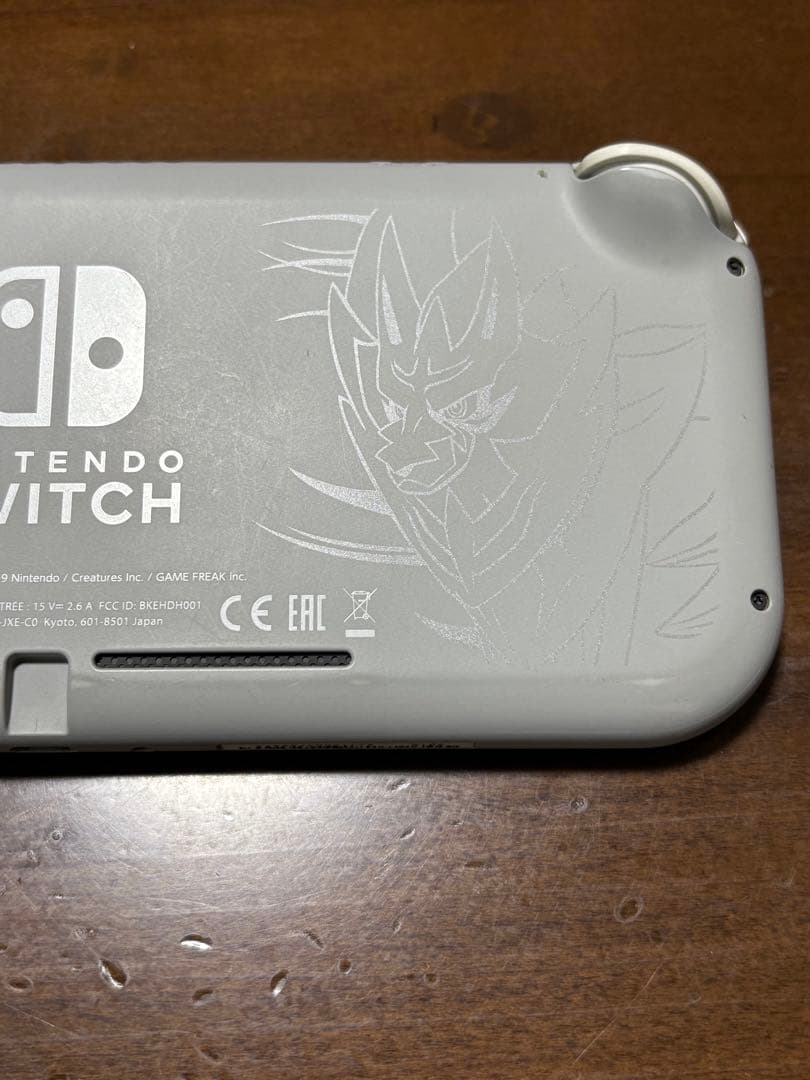 Nintendo Switch Lite 特別版　ポケモン