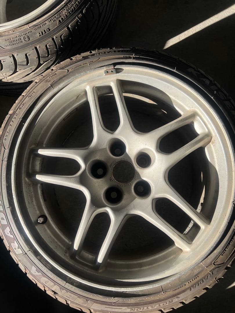33 gtr 純正アルミホイール　4本