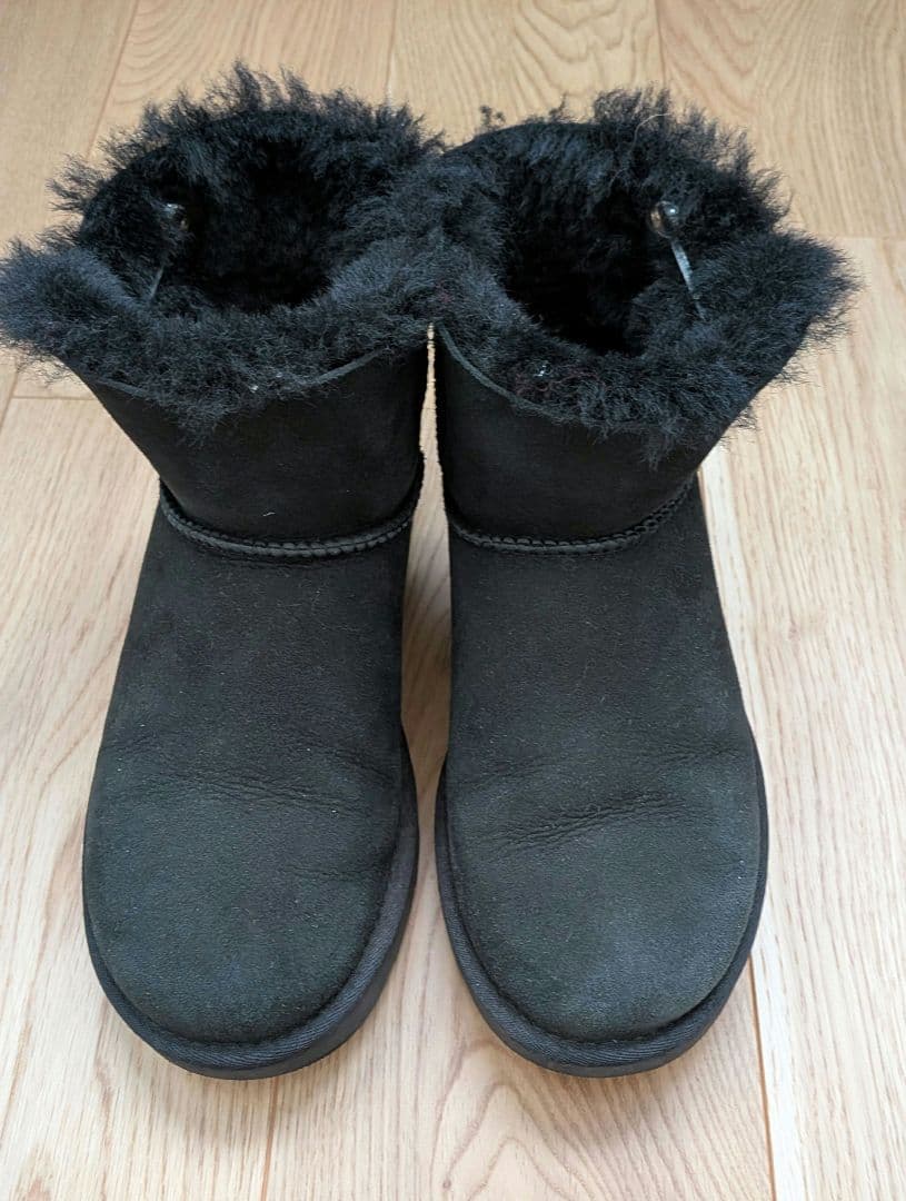 ファー付きショートブーツ UGG JOSEY